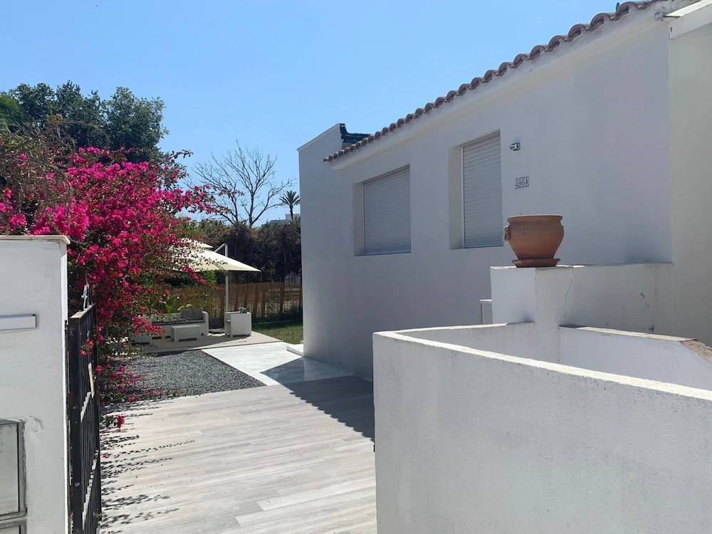 La Sala - Shabby Chic Bungalow