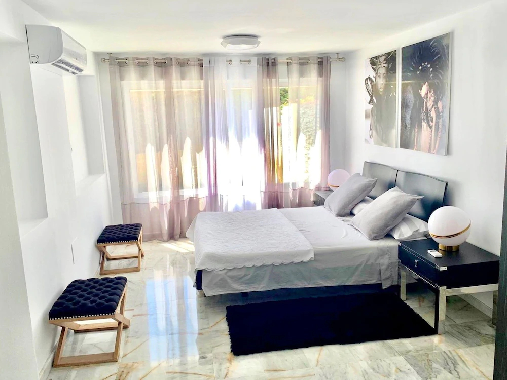 La Sala - Shabby Chic Bungalow