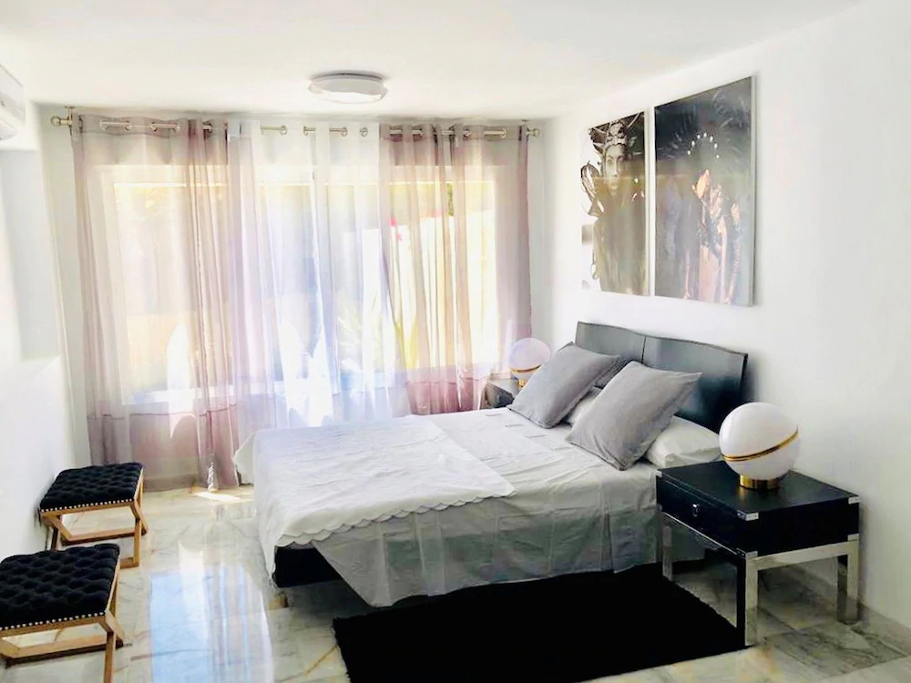 La Sala - Shabby Chic Bungalow