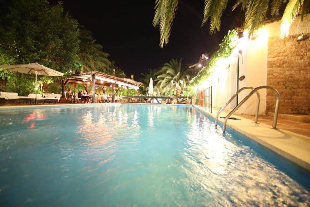 Las Islas Boutique