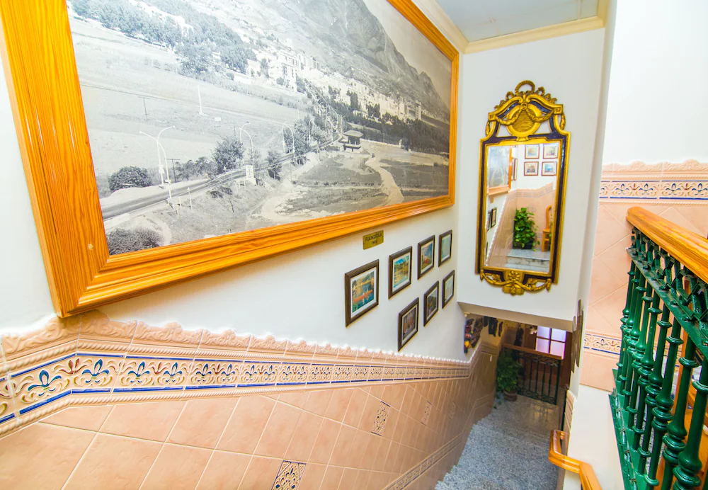 Los Corchos Hostal