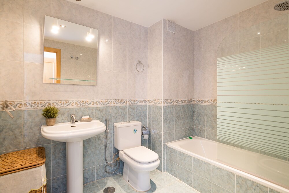 MalagaSuite Ocean Views