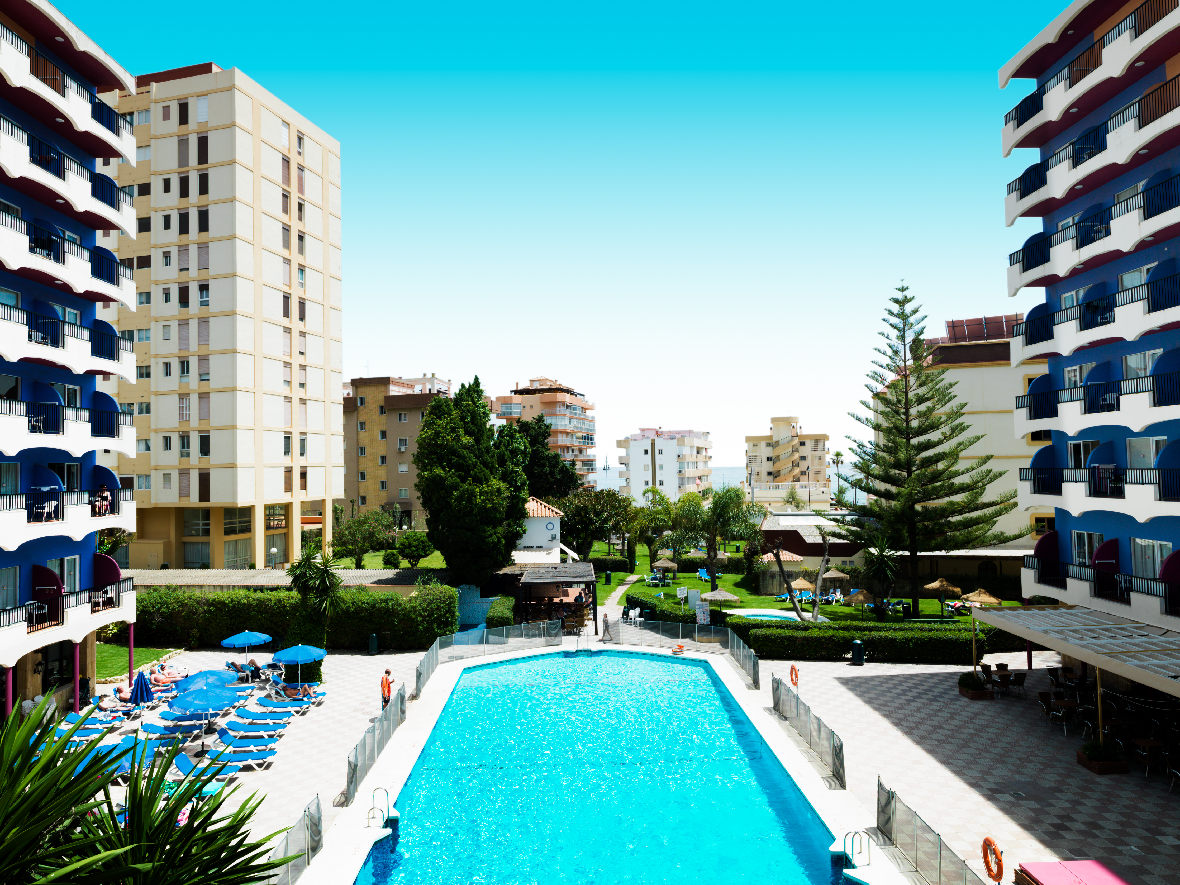 Hotel Monarque Cendrillón