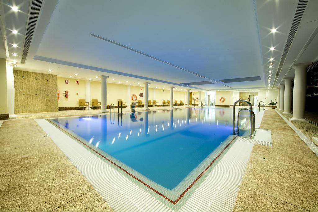Hotel Monarque Cendrillón
