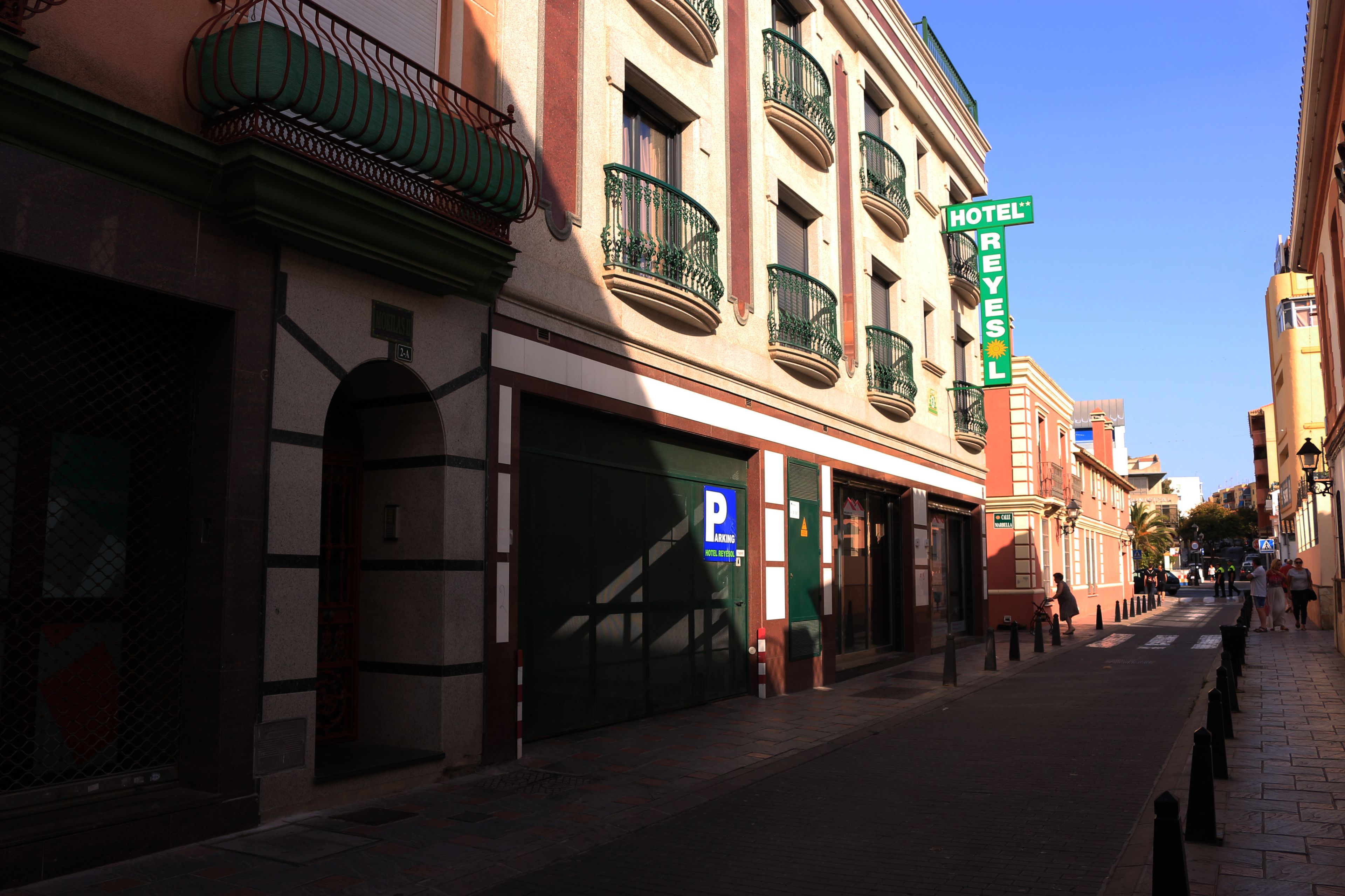 Reyesol