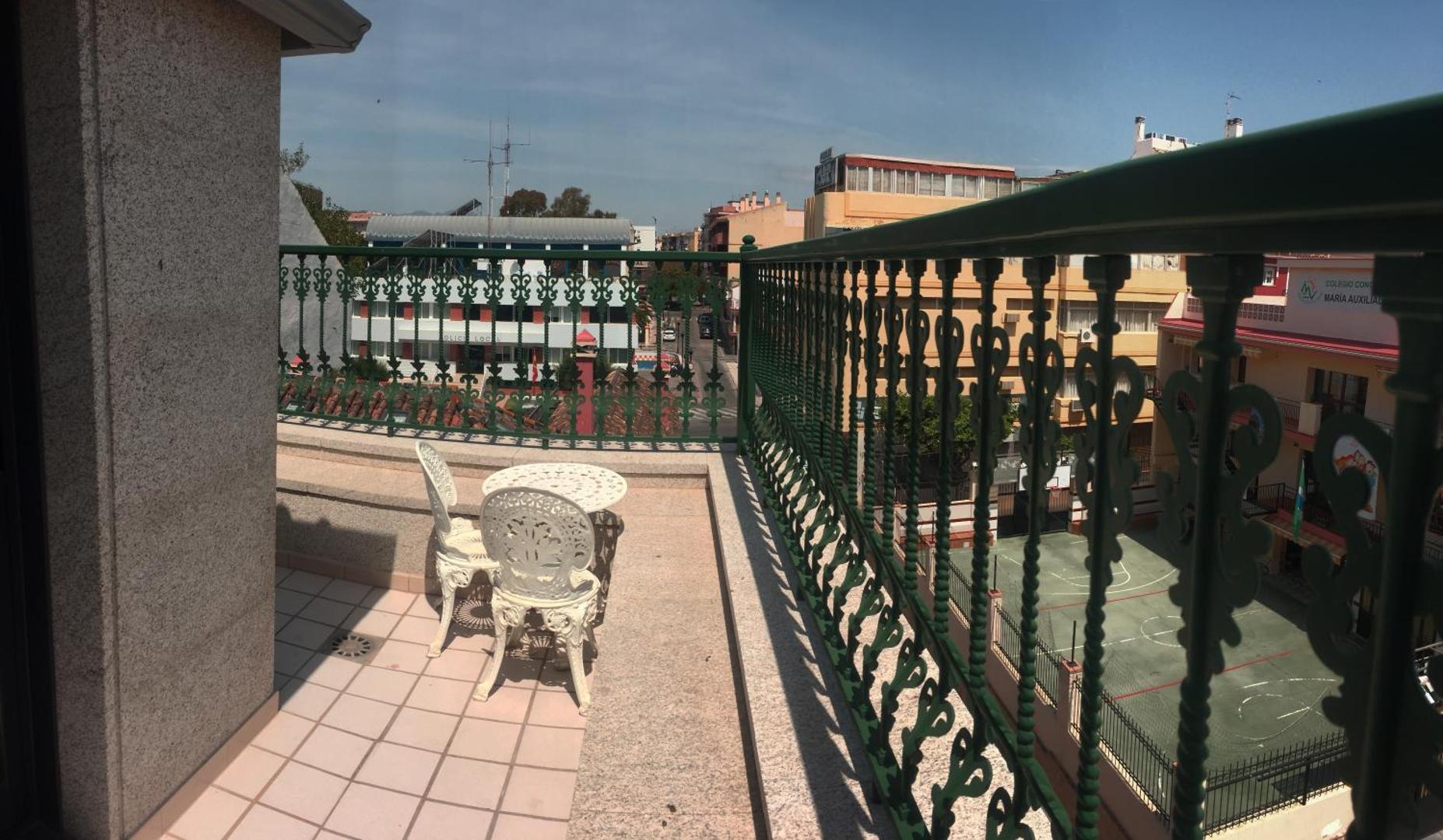 Reyesol
