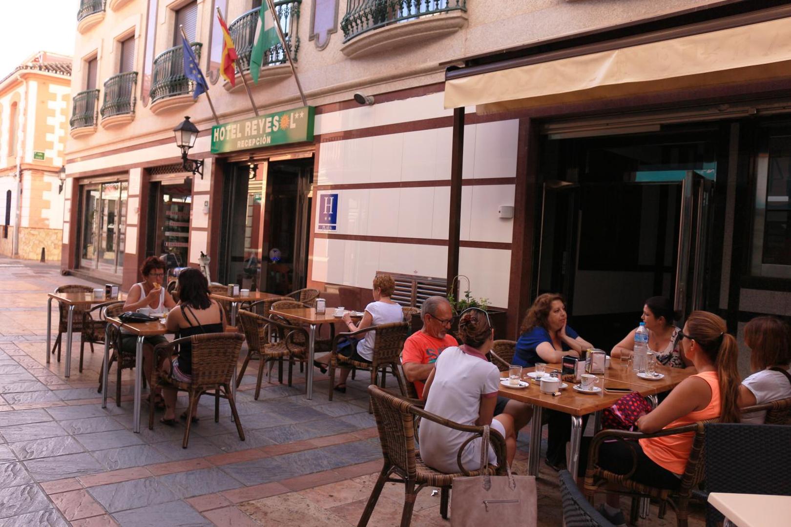 Reyesol