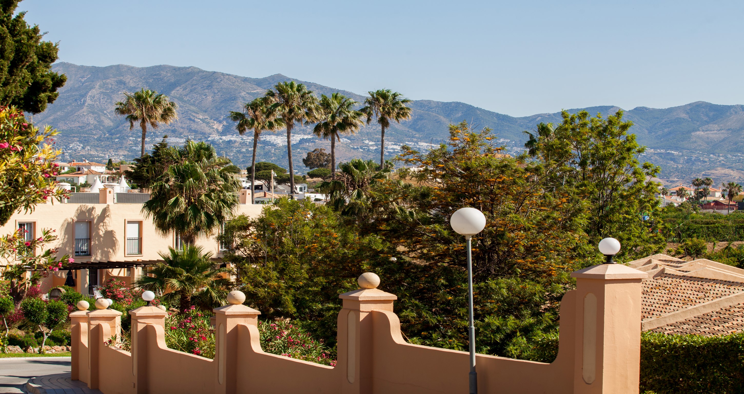 Ramada Hotel & Suites by Wyndham Costa del Sol