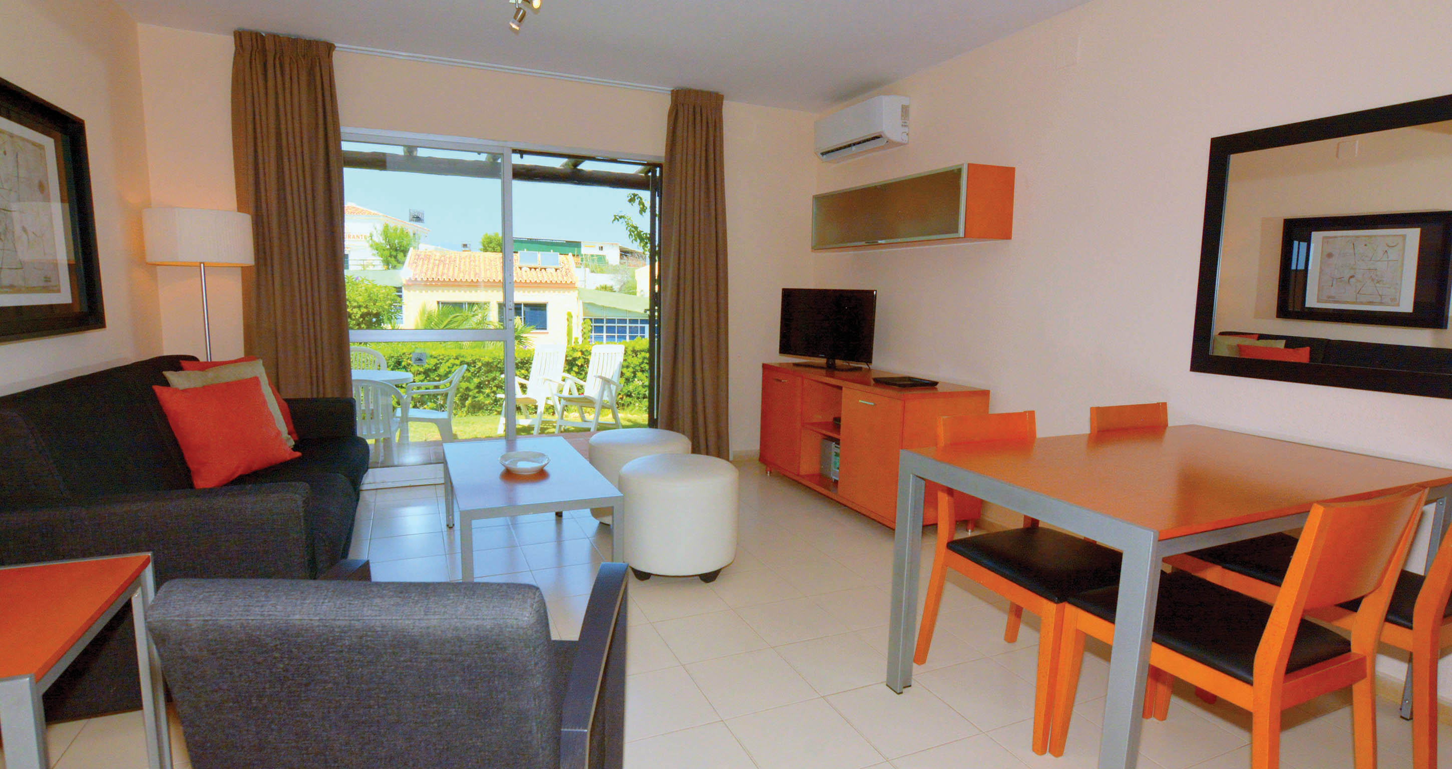 Ramada Hotel & Suites by Wyndham Costa del Sol