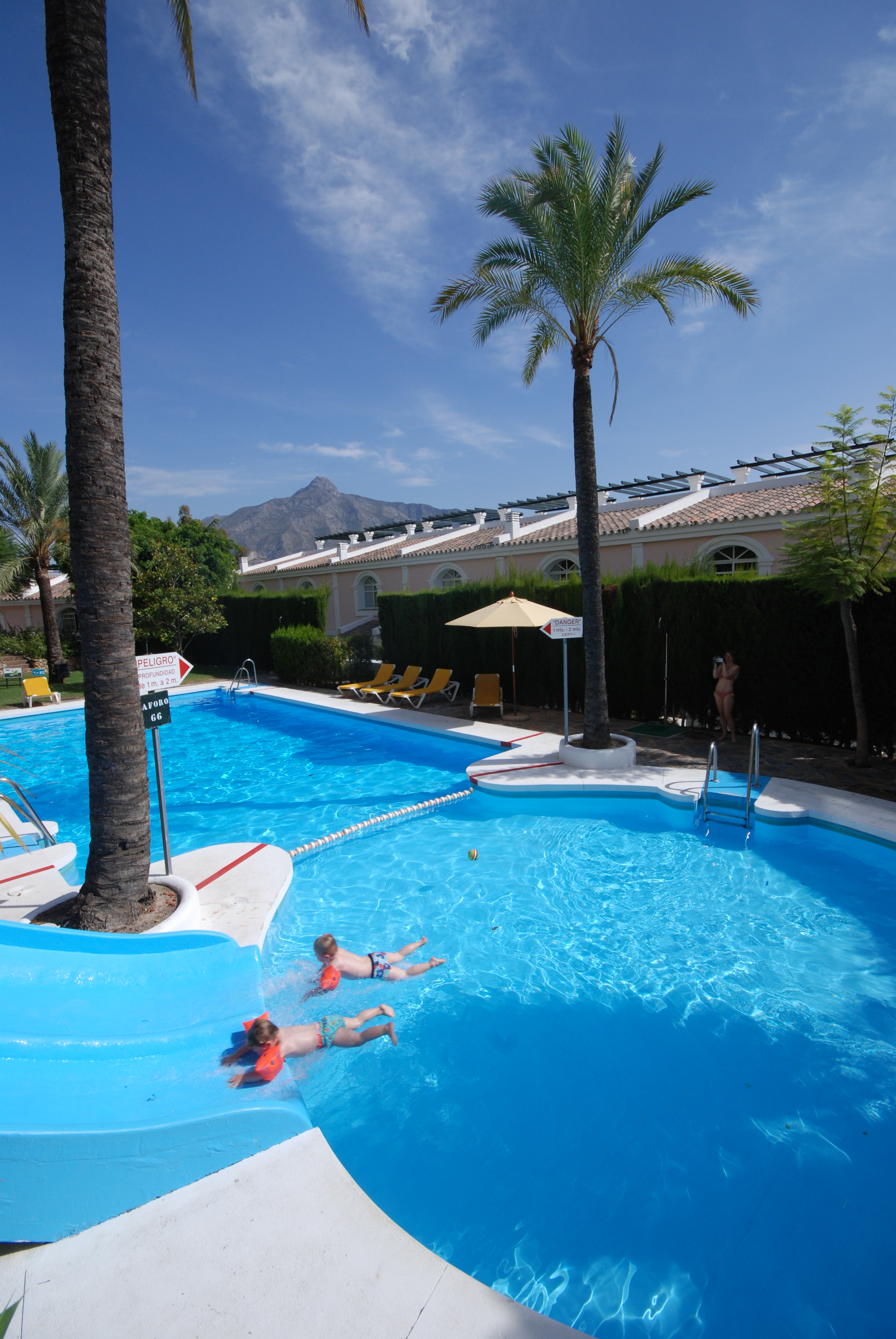 Aloha Gardens