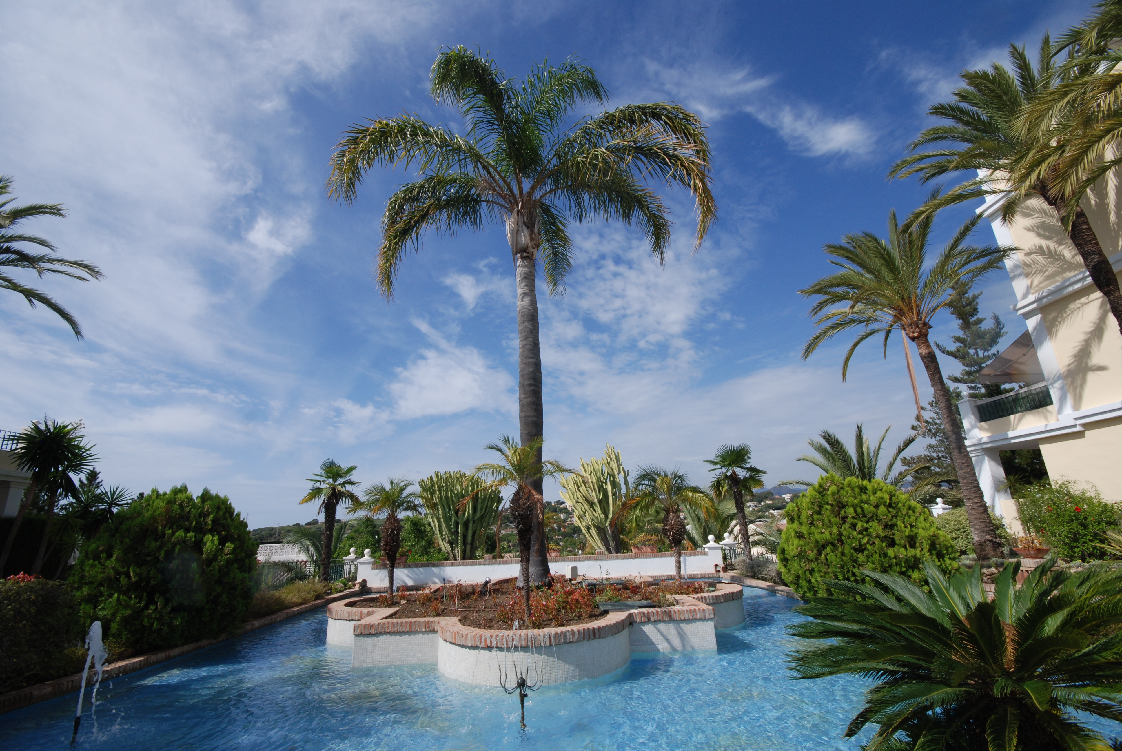 Aloha Gardens