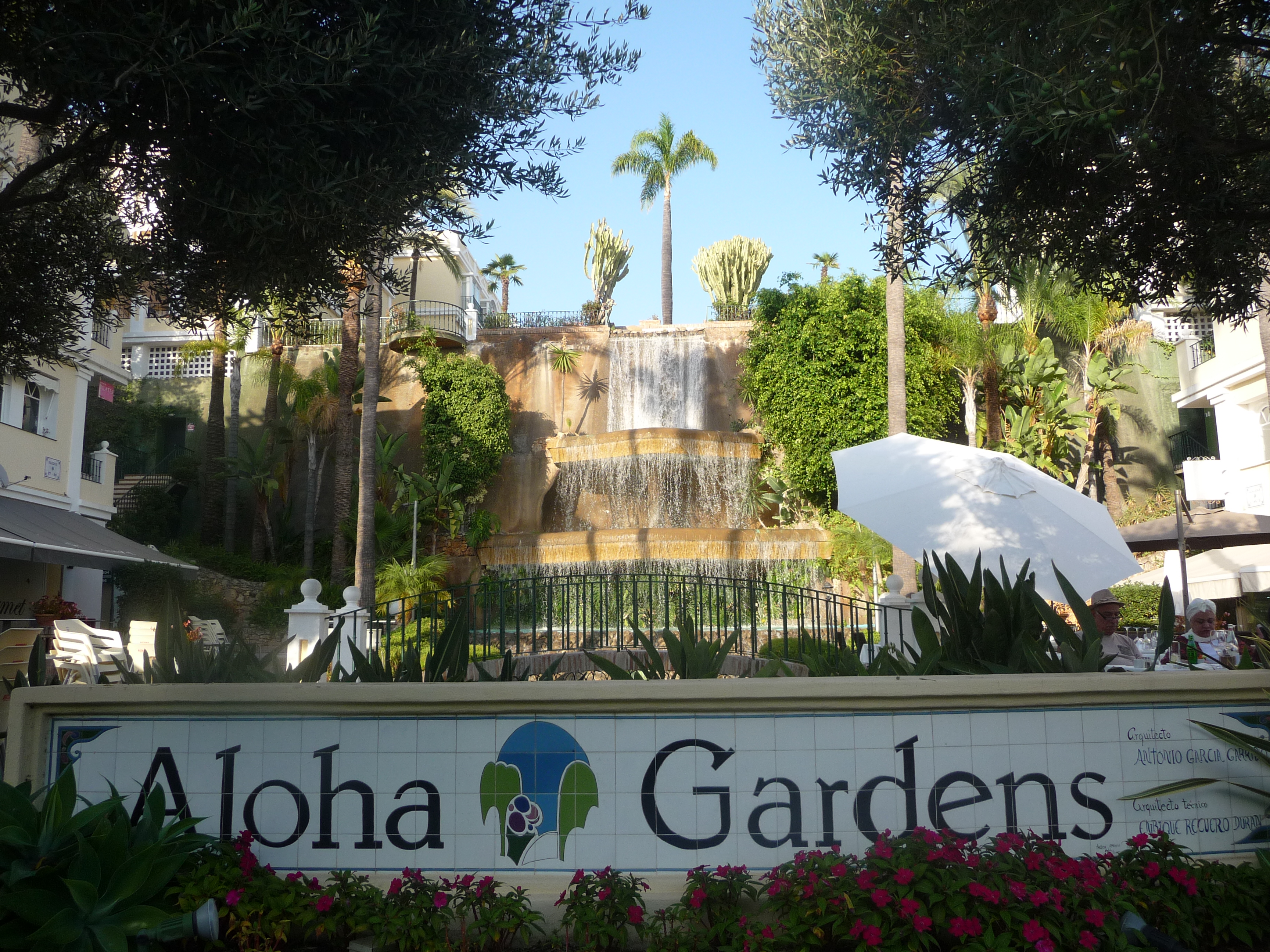 Aloha Gardens