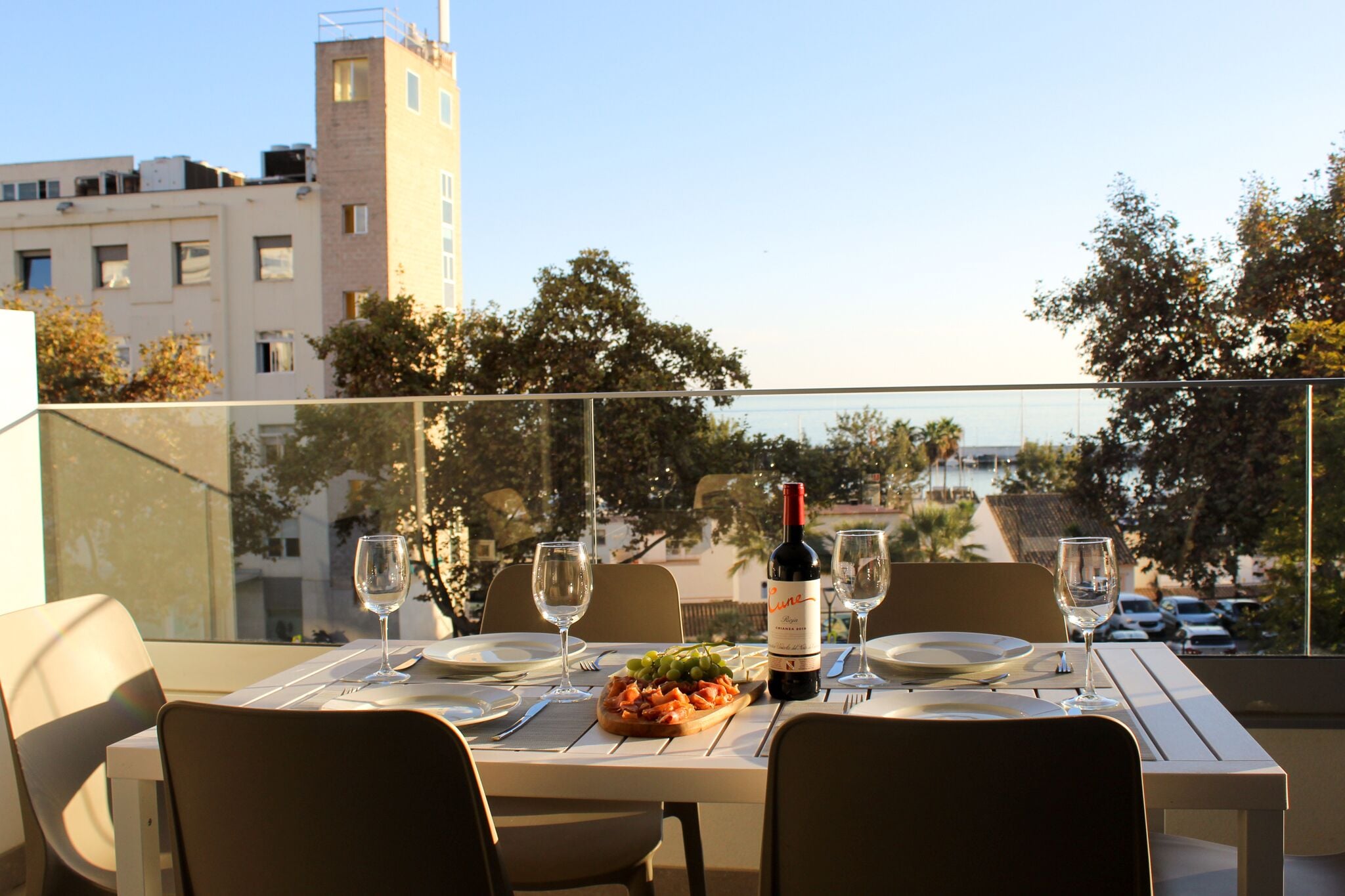 Aqua Apartments Bellamar