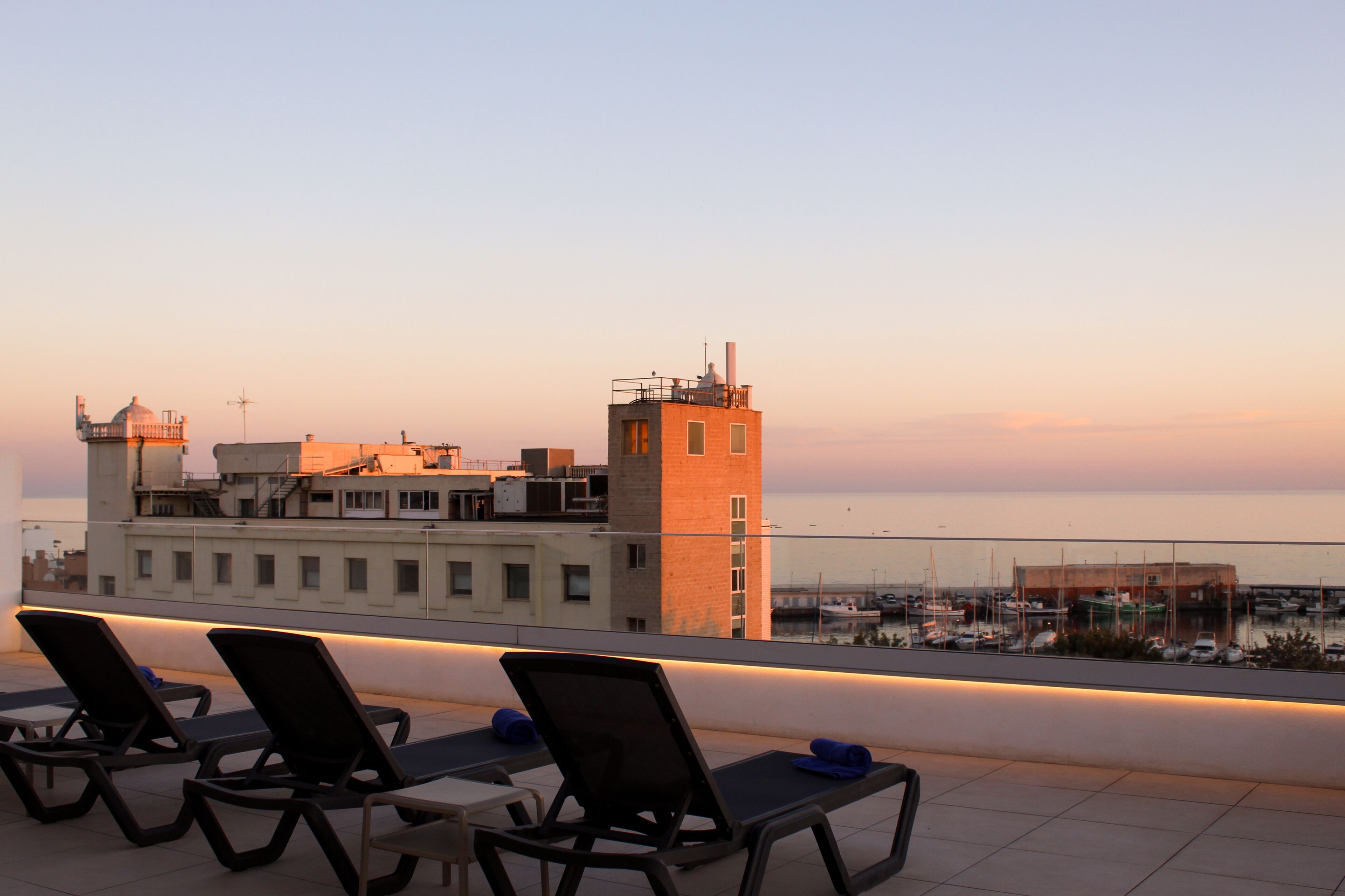 Aqua Apartments Bellamar