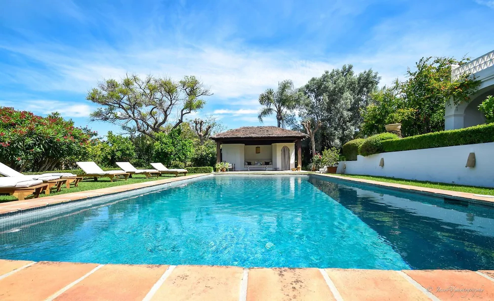 A Real Oasis In Colonial Style Villa