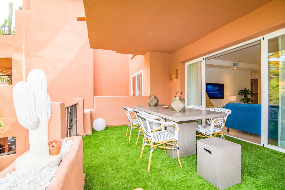 Golden Mile Oasis