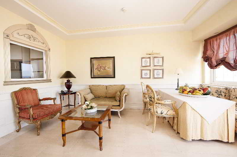 Guadalpin Boutique Apartamentos