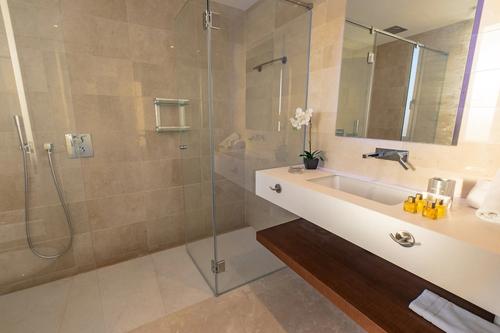 La Finca Luxury Quiet Resort
