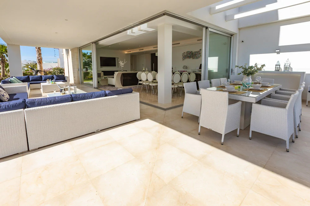 La Finca Luxury Quiet Resort