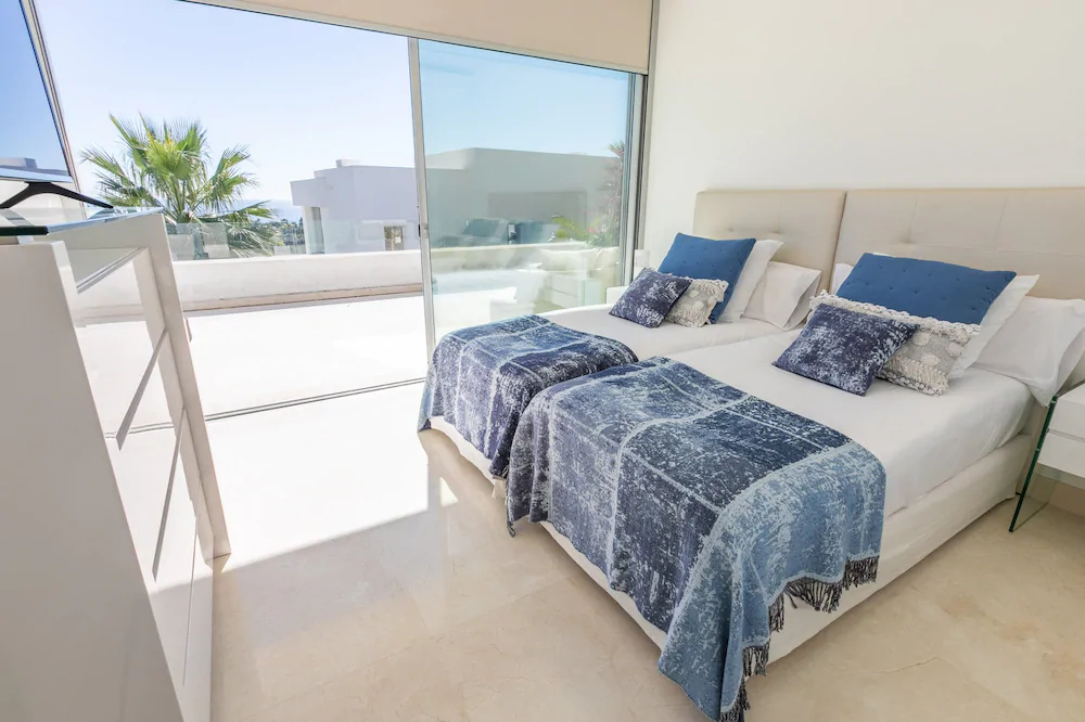 La Finca Luxury Quiet Resort