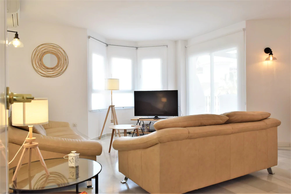 Apartamentos Serinamar Naranjos de Marbella