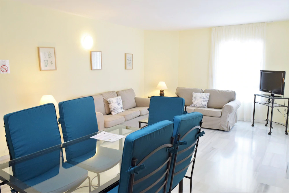 Apartamentos Serinamar Naranjos de Marbella