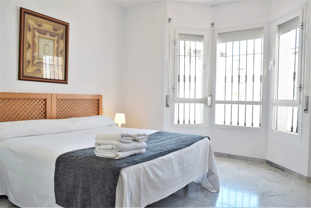 Apartamentos Serinamar Naranjos de Marbella
