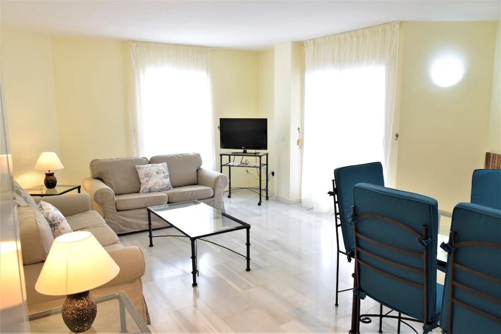 Apartamentos Serinamar Naranjos de Marbella