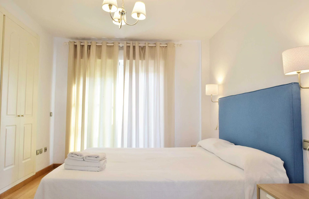 Apartamentos Serinamar Naranjos de Marbella