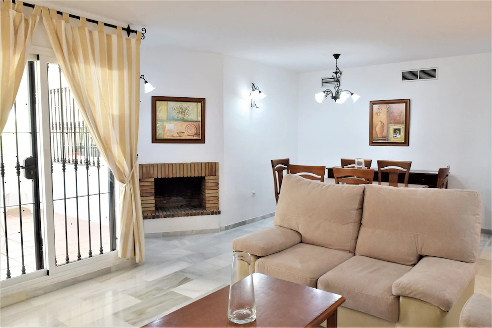Apartamentos Serinamar Naranjos de Marbella