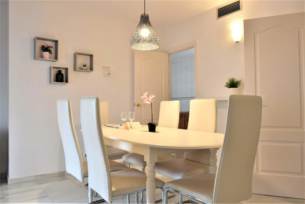Apartamentos Serinamar Naranjos de Marbella