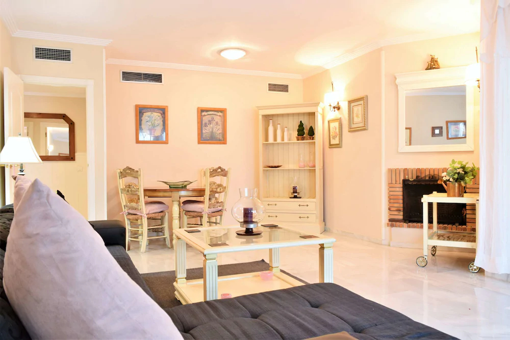 Apartamentos Serinamar Naranjos de Marbella
