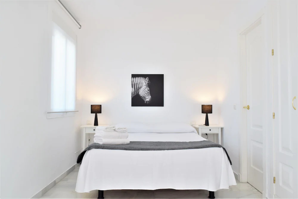 Apartamentos Serinamar Naranjos de Marbella