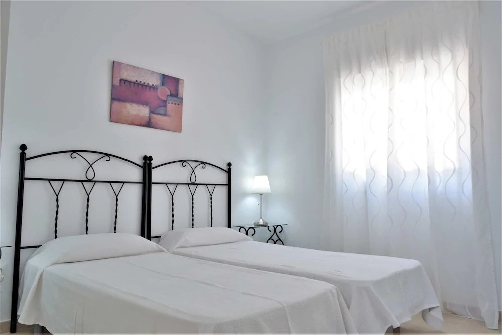 Apartamentos Serinamar Naranjos de Marbella