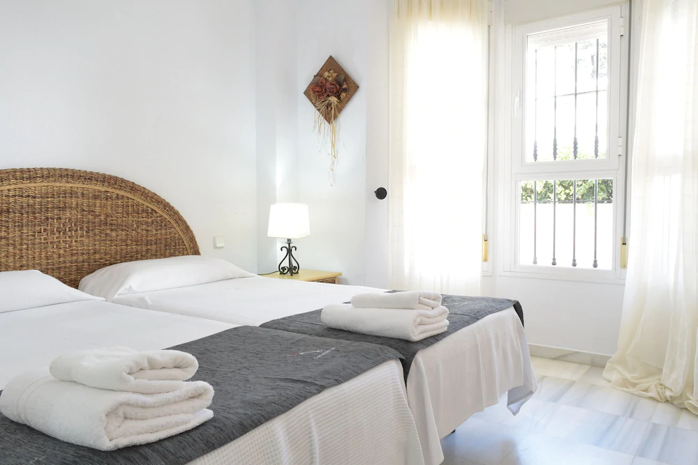 Apartamentos Serinamar Naranjos de Marbella