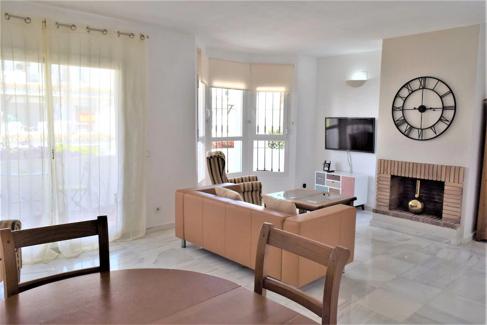 Apartamentos Serinamar Naranjos de Marbella