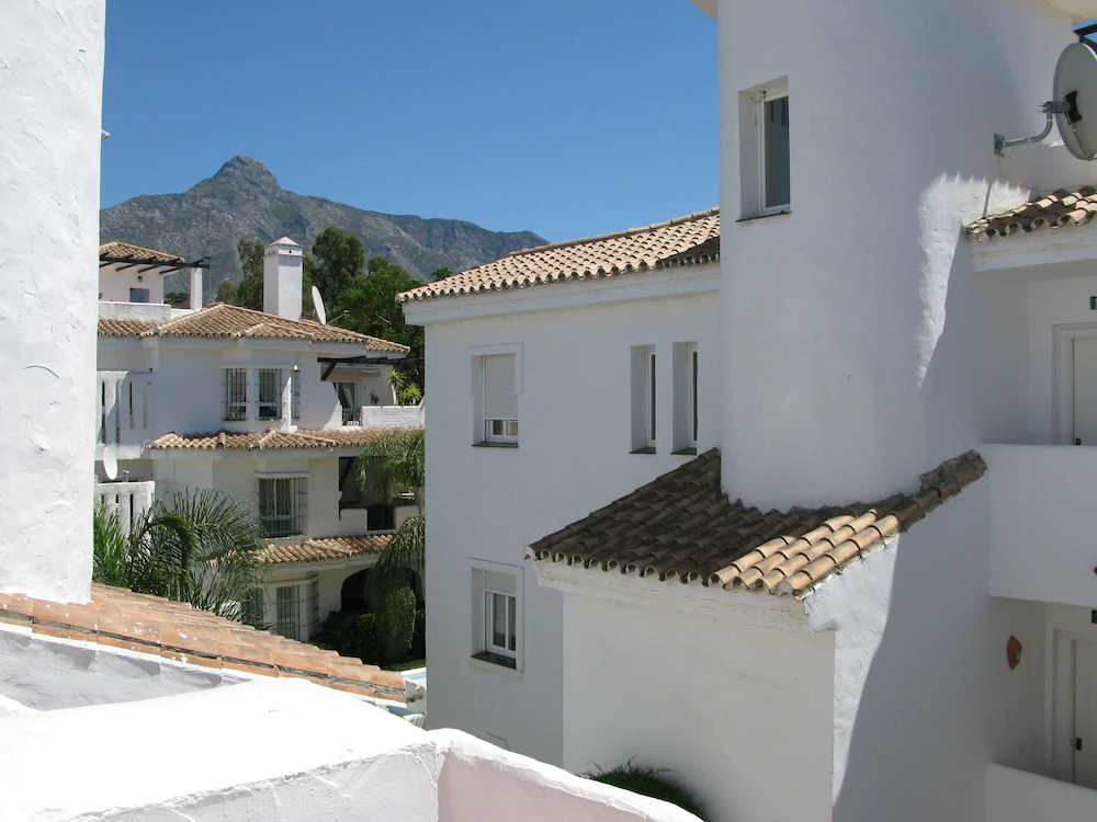 Apartamentos Serinamar Naranjos de Marbella