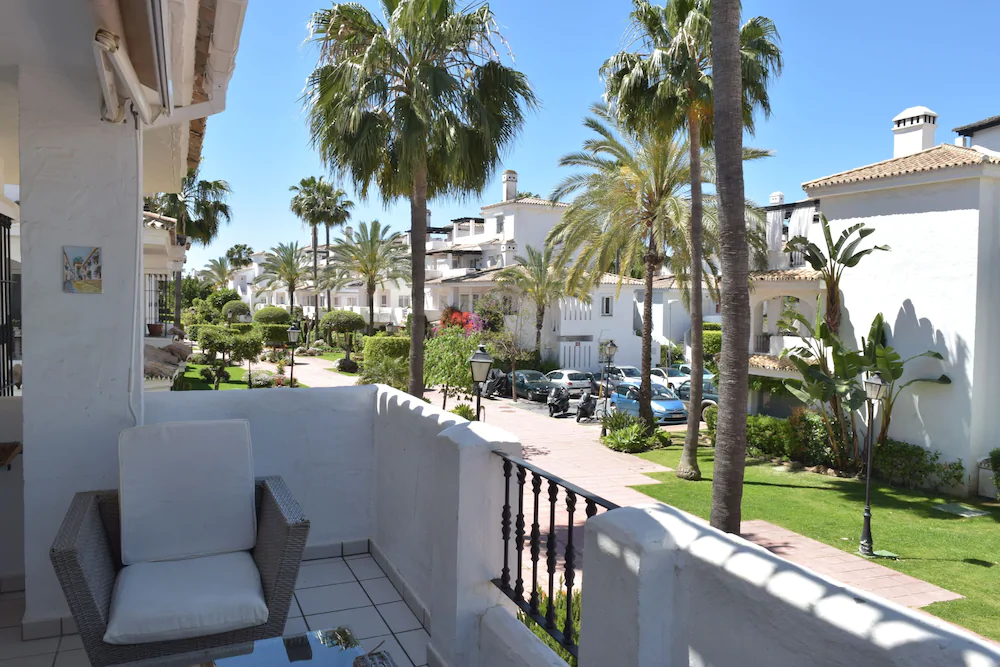 Apartamentos Serinamar Naranjos de Marbella