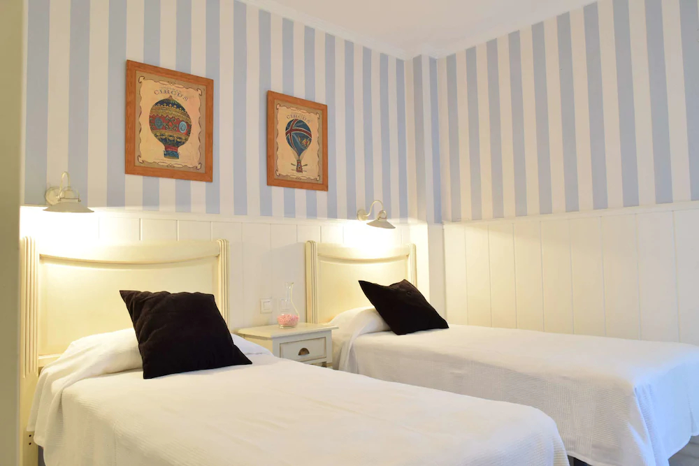Apartamentos Serinamar Naranjos de Marbella