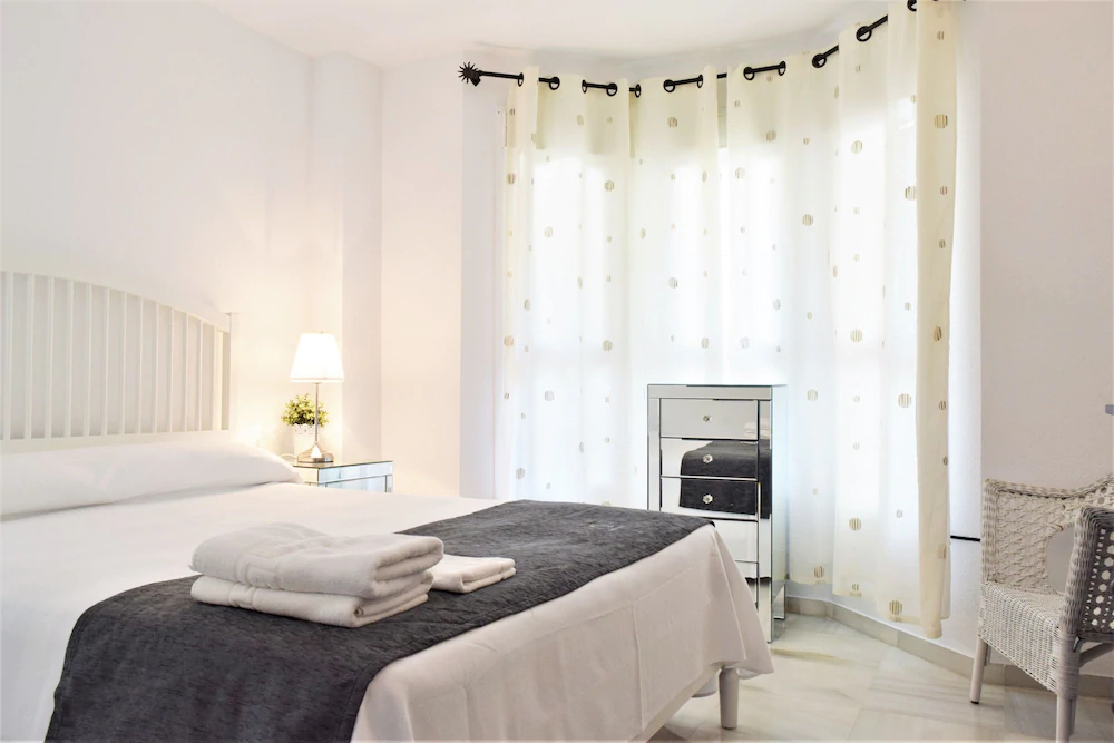 Apartamentos Serinamar Naranjos de Marbella