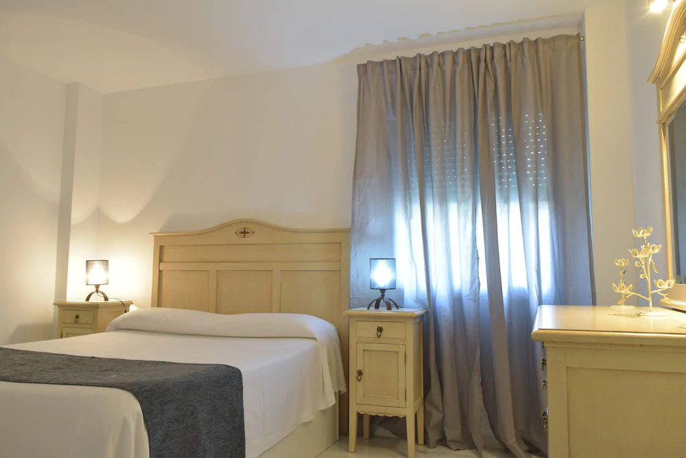 Apartamentos Serinamar Naranjos de Marbella