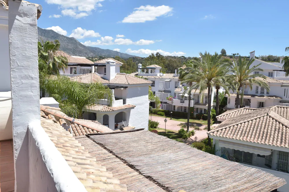 Apartamentos Serinamar Naranjos de Marbella