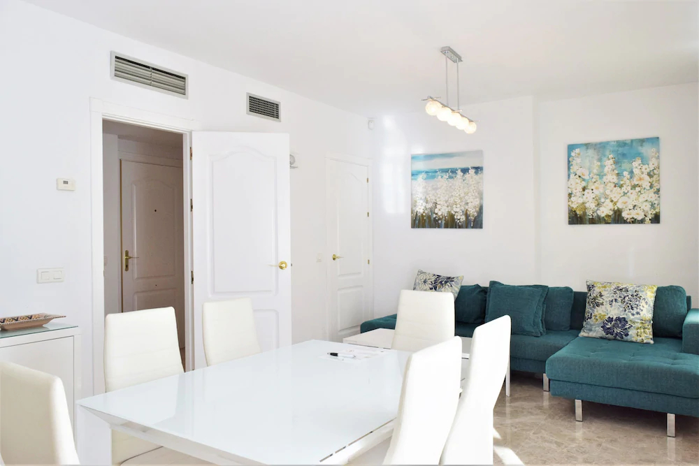 Apartamentos Serinamar Naranjos de Marbella