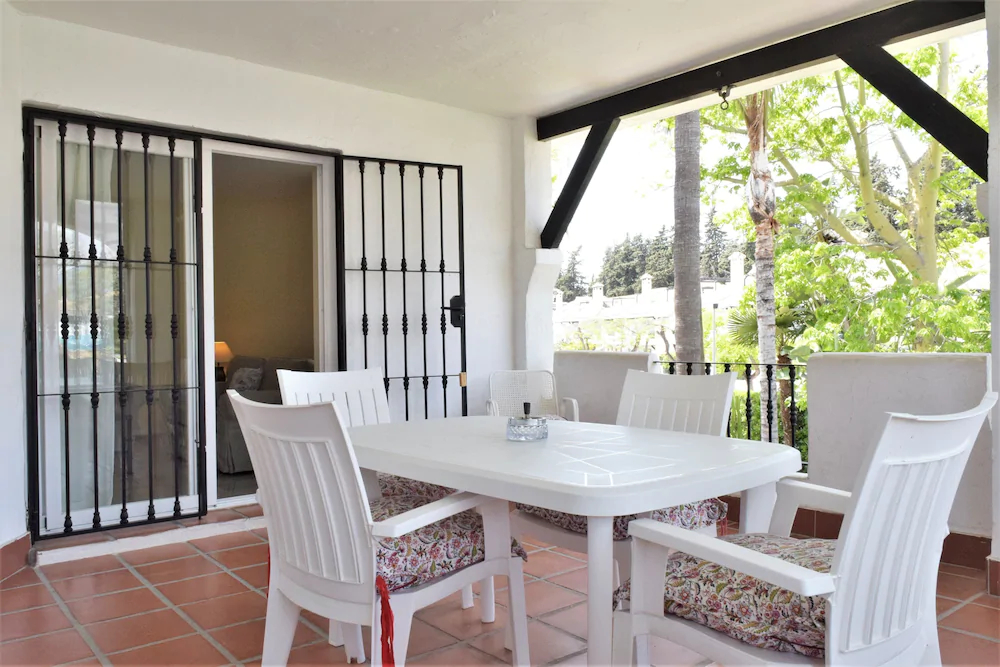 Apartamentos Serinamar Naranjos de Marbella