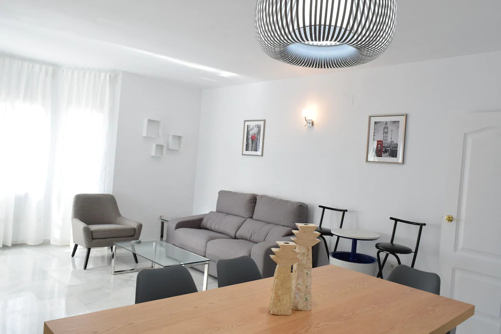 Apartamentos Serinamar Naranjos de Marbella