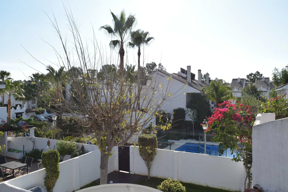 Apartamentos Serinamar Naranjos de Marbella