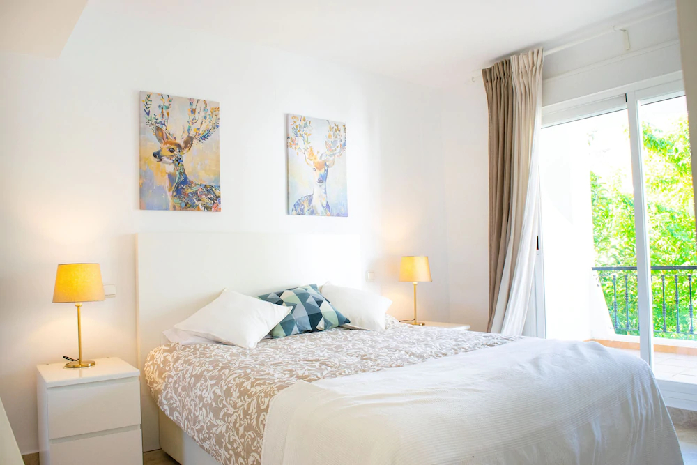Apartamentos Serinamar Naranjos de Marbella