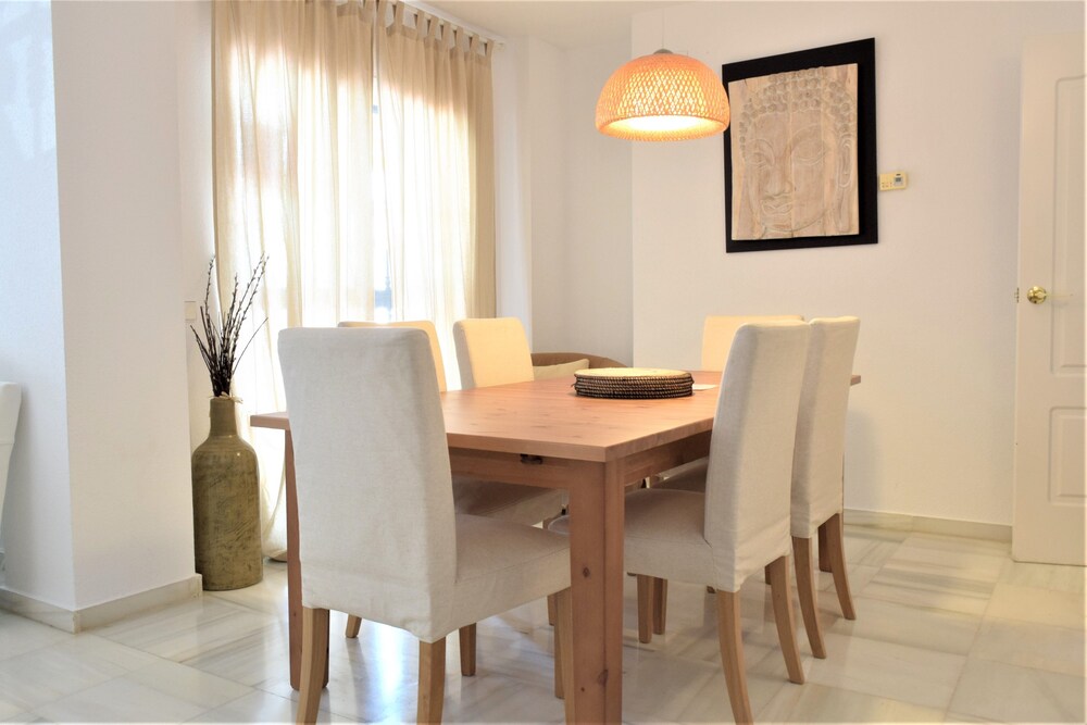 Apartamentos Serinamar Naranjos de Marbella