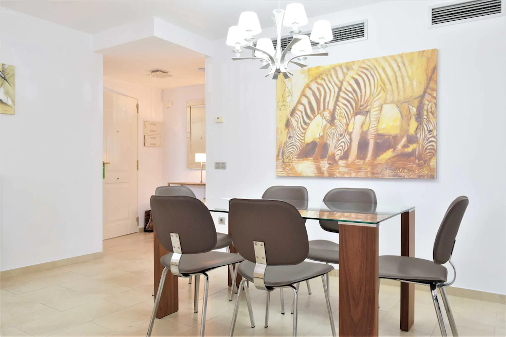 Apartamentos Serinamar Naranjos de Marbella