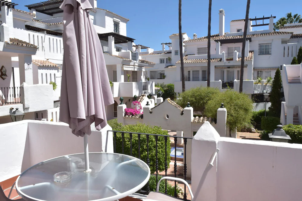 Apartamentos Serinamar Naranjos de Marbella